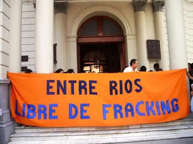 Recurso de amparo contra el fracking