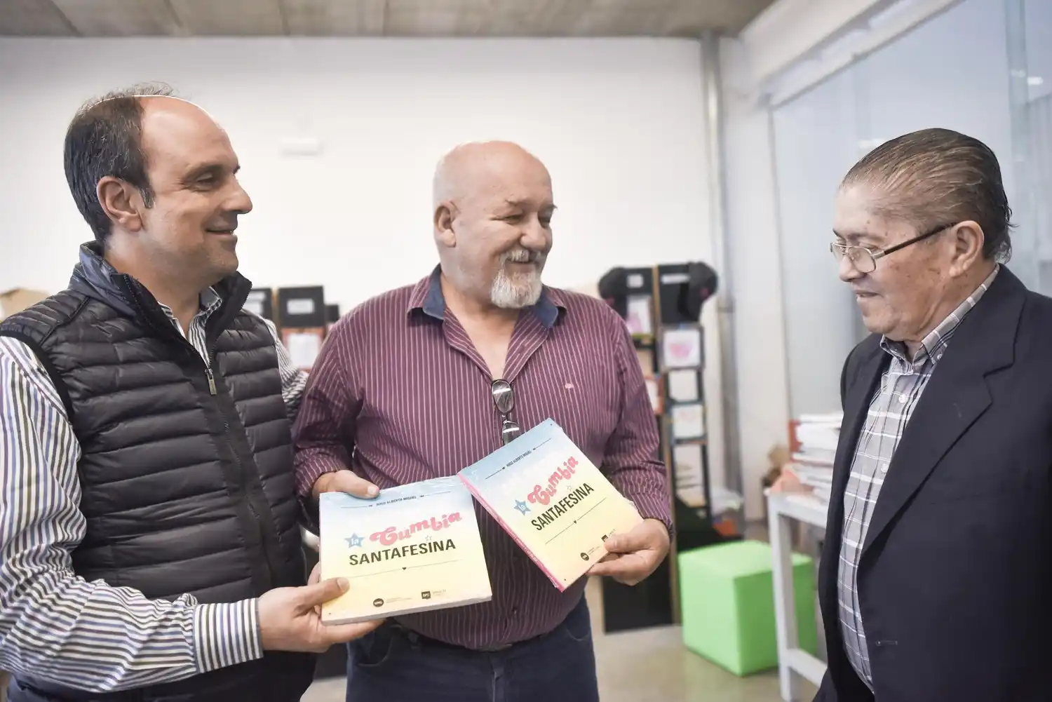 “Así nació la cumbia santafesina”, un libro que ya está en las manos de sus protagonistas