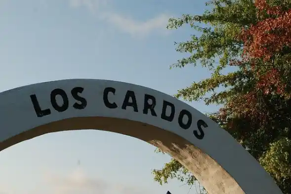 Los Cardos instalará este sábado una posta itinerante de vacunación en su predio