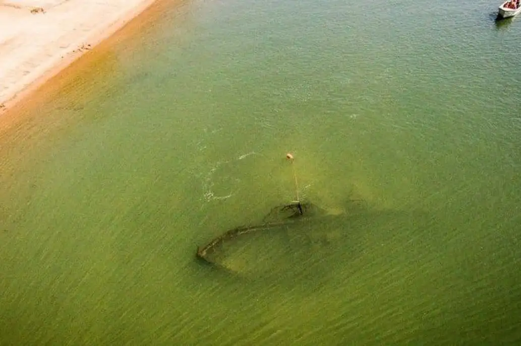 Por la bajante del río Paraná, encontraron un barco hundido hace más de 100 años