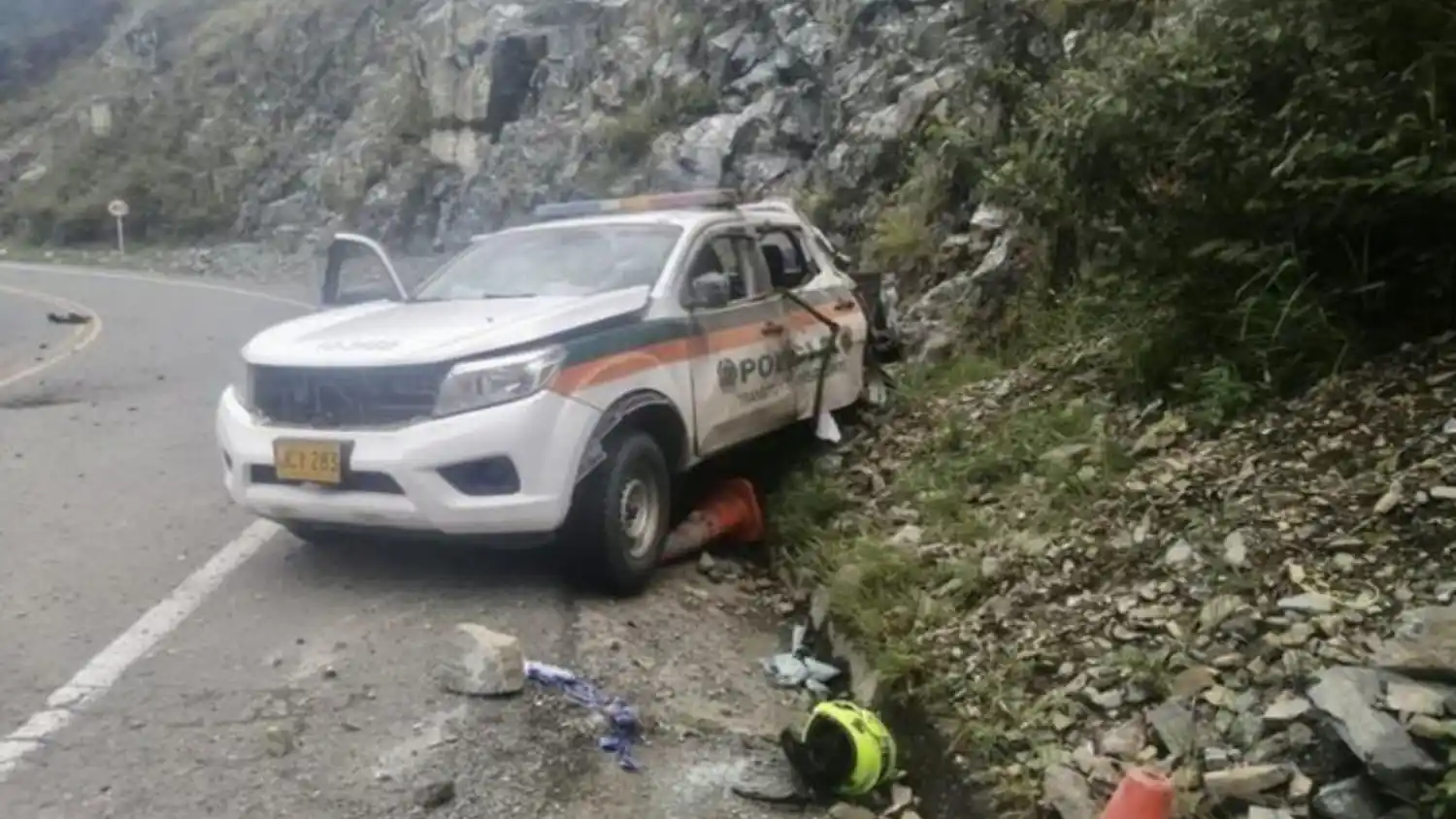 Terrible atentado a una patrulla de la policía