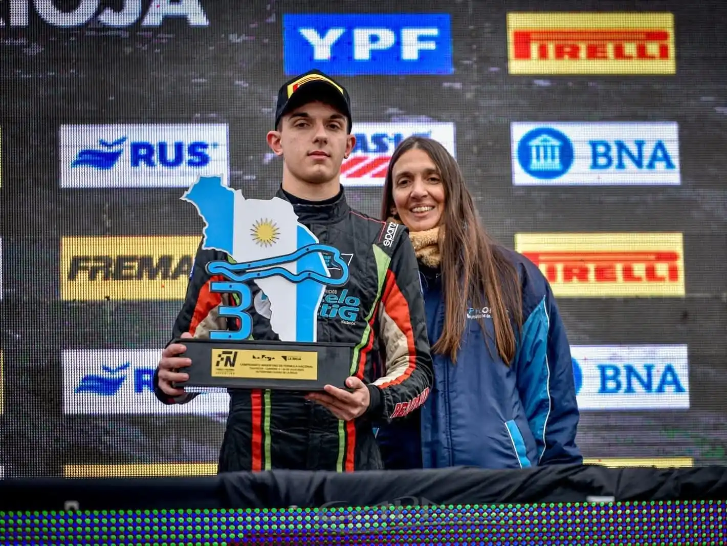 Carina Geese, mamá del piloto Emiliano Stang