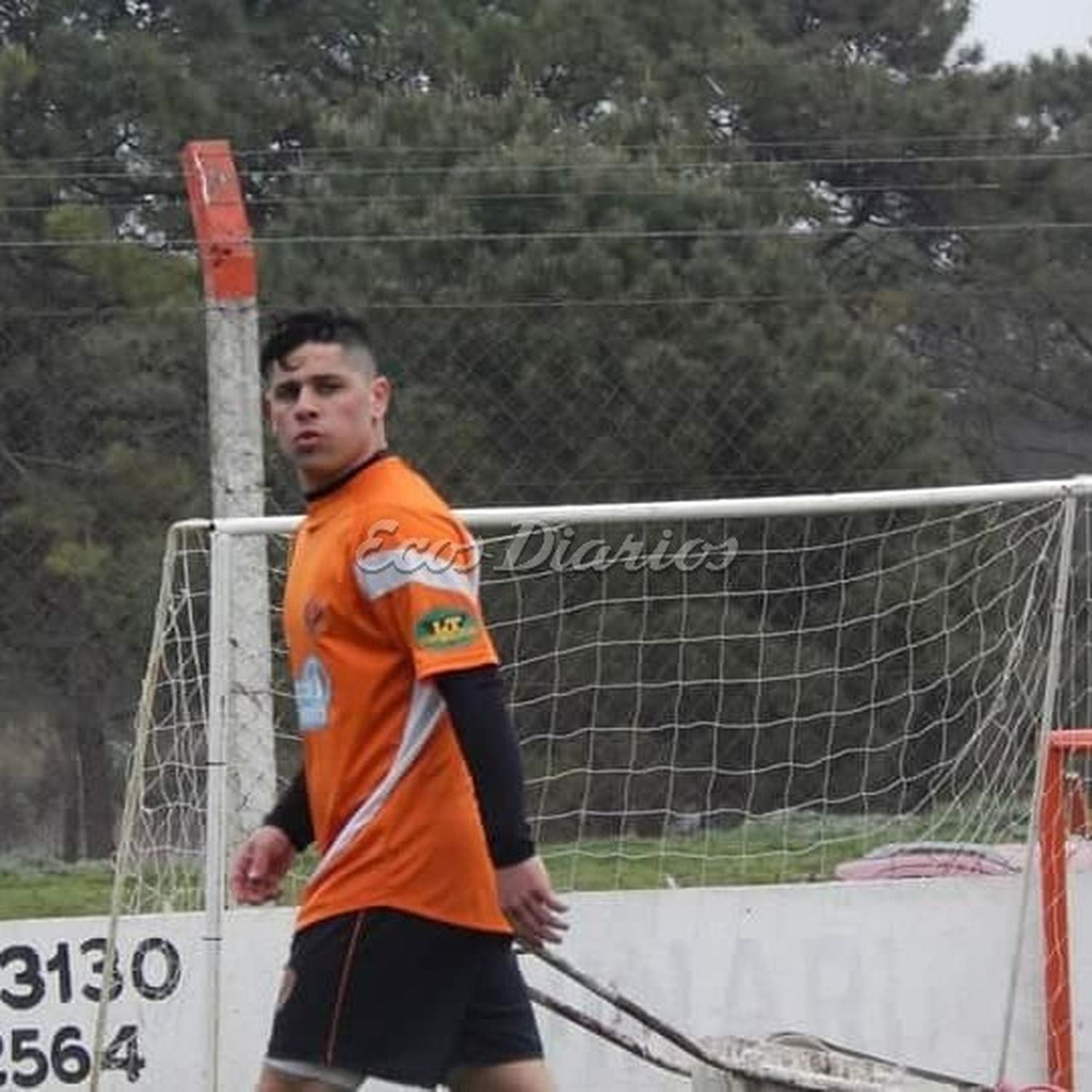 Kevin Drogo con la camiseta de Villa Díaz Vélez