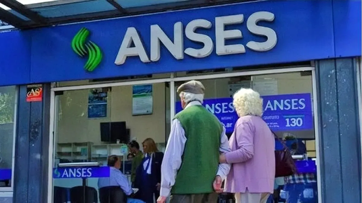 Este mes las jubilaciones y pensiones recibirán un aumento del 4,2%.