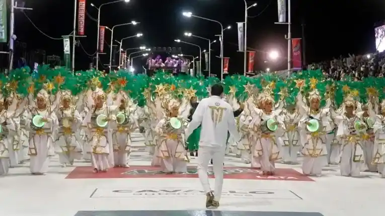 Estafaron con la compra de instrumentos a una comparsa