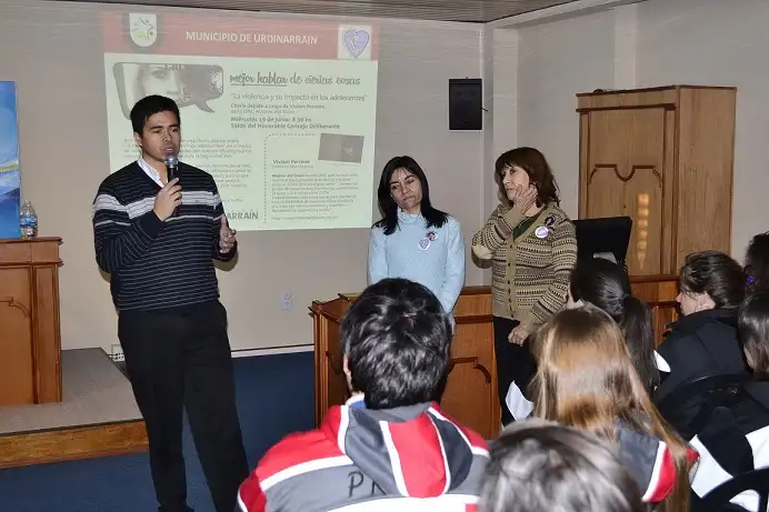 Jornada sobre violencia y su impacto en la sociedad