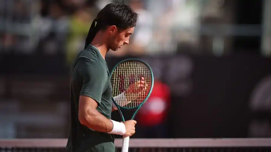 Tiranti ingresa en lugar del lesionado Tabilo.