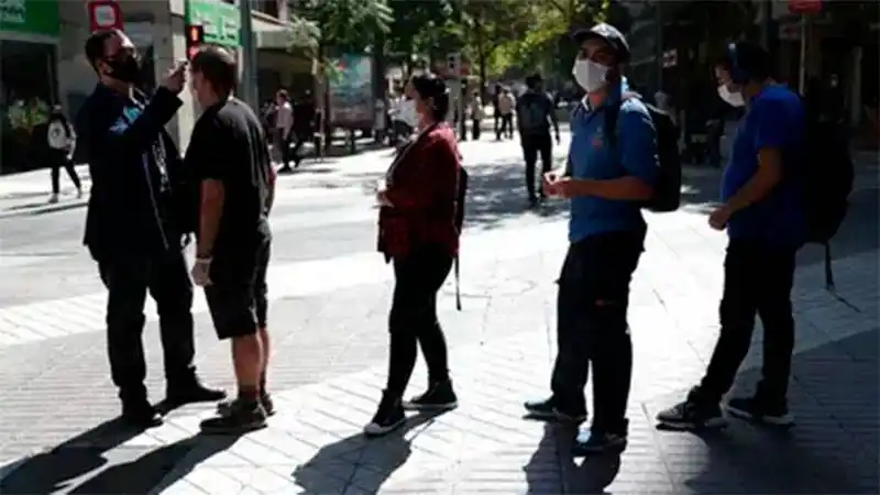 Chile reportó su récord de 1.533 contagios en las últimas 24 horas