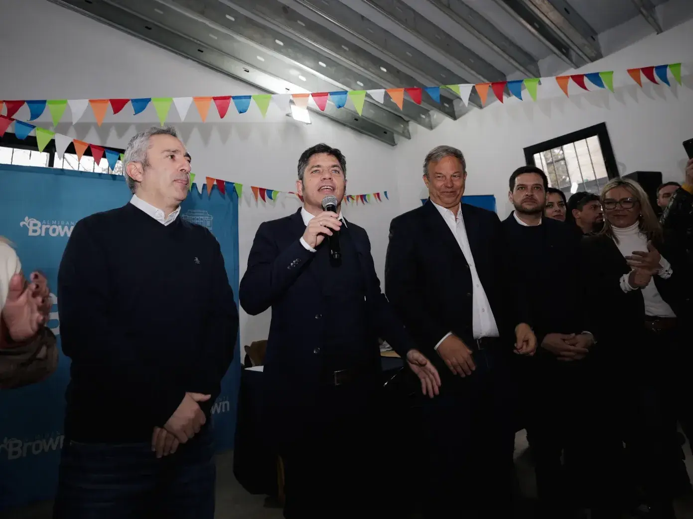 Kicillof inauguró SUM del CIC en Longchamps