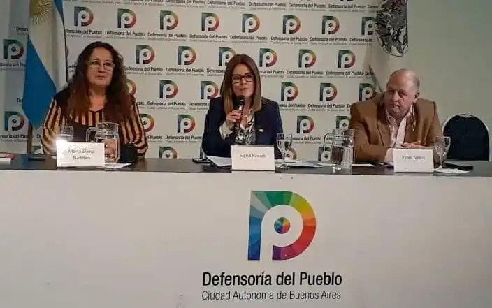 Kunath disertó sobre la ley de respeto a los tiempos de las víctimas