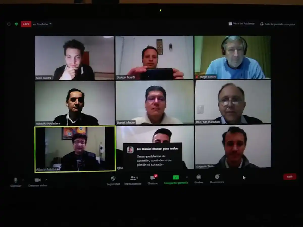 Tres nuevos estudiantes de la UTN se graduaron  de ingenieros de manera virtual