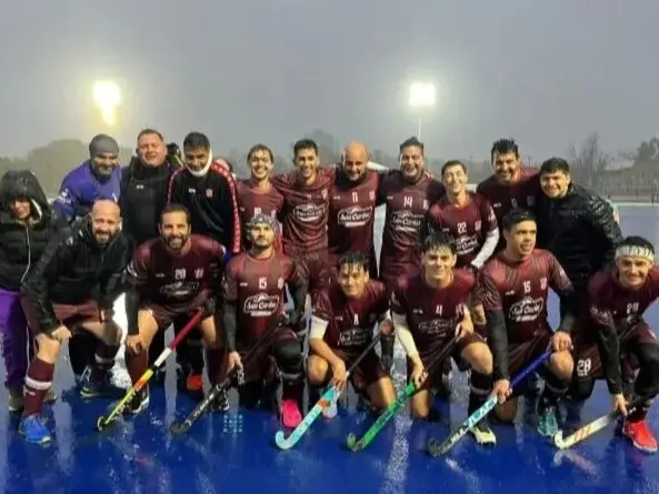 Los Leones juliense estan dentro de los 4 mejores del certamen.Foto:Hockey Caballeros 9 de Julio