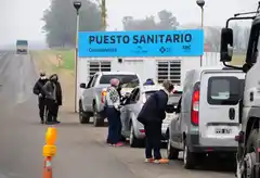 Una enfermera indignada por las quejas sobre las demoras en los puestos de control