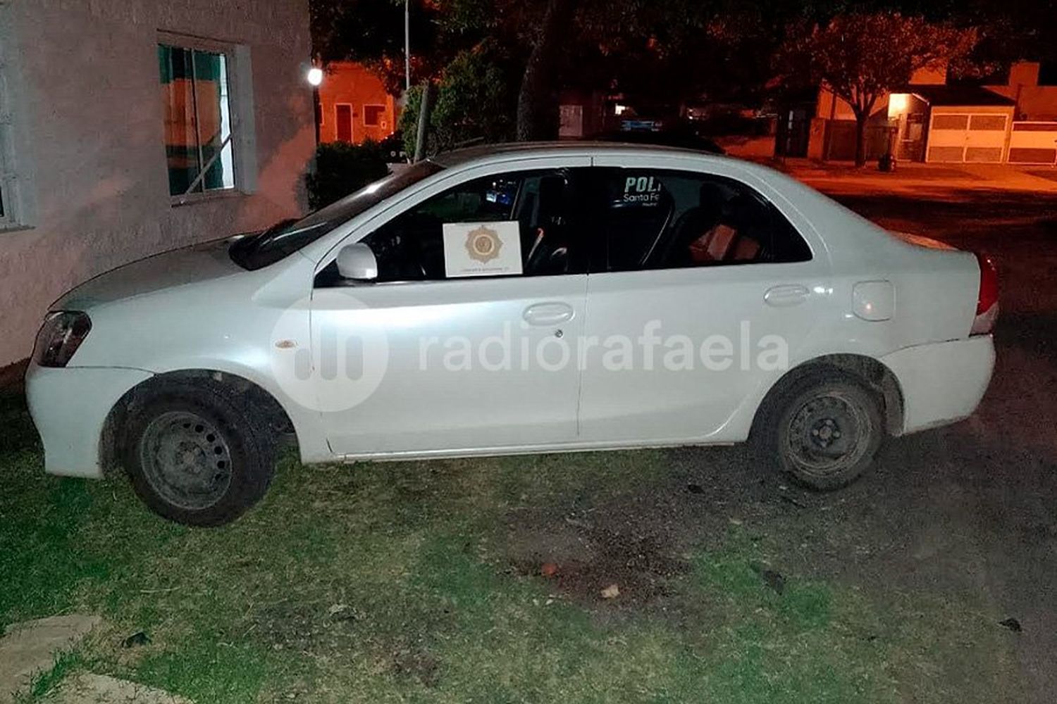 Fue a cerrar su galpón y se encontró con una persona intentando robarle un equipo de frío