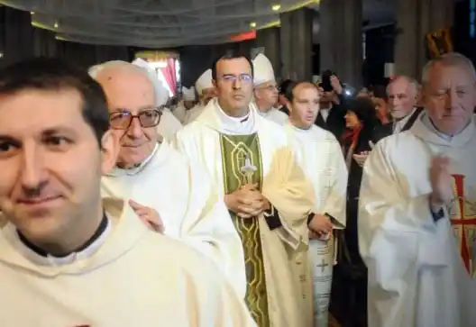 Sacerdotes de Necochea en la ordenación del nuevo obispo
