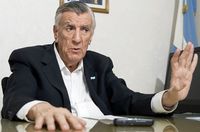 "Los elegidos tienen trayectoria y son compañeros de peso", dijo Gioja