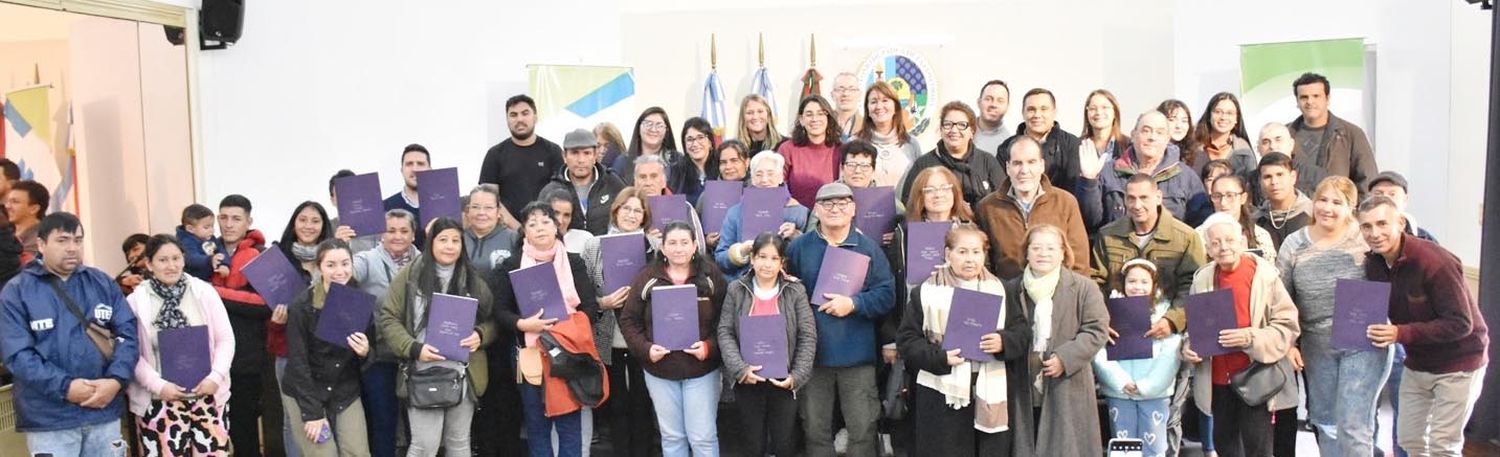 Mediante el Instituto de Viviendas y Tierras Autárquico Municipal familias acceden a escrituras