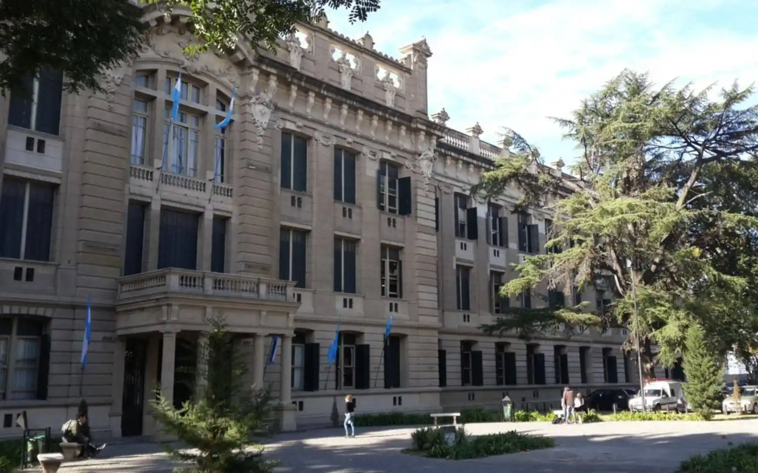 El preceptor está acusado de "apurar" a un estudiante.