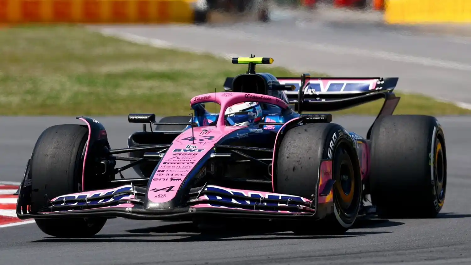 Franco Colapinto terminó 19° en la clasificación para la carrera sprint de este sábado