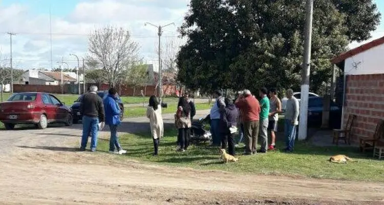 Vecinos de 66 Viviendas conformaron la comisión de fomento del barrio