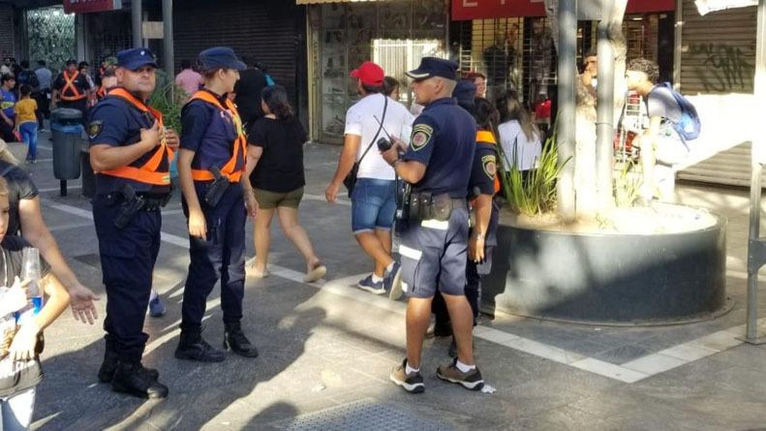Saqueos en Córdoba: doce condenas y prisión preventiva para dos imputados