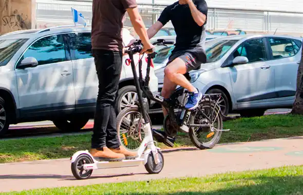 Con la presentación de un proyecto de ordenanza, el oficialismo busca regular el uso de vehículos eléctricos en la ciudad.