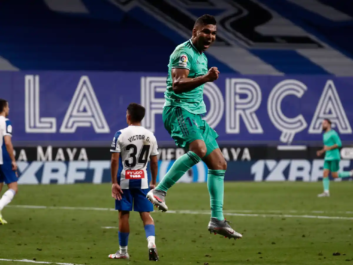 Real Madrid superó a Espanyol y es único líder