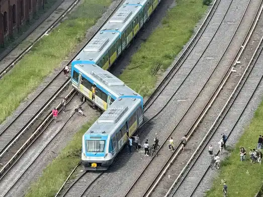 Al menos 19 heridos luego de que se descarrilara una formación del tren Sarmiento en ciudad de Buenos Aires