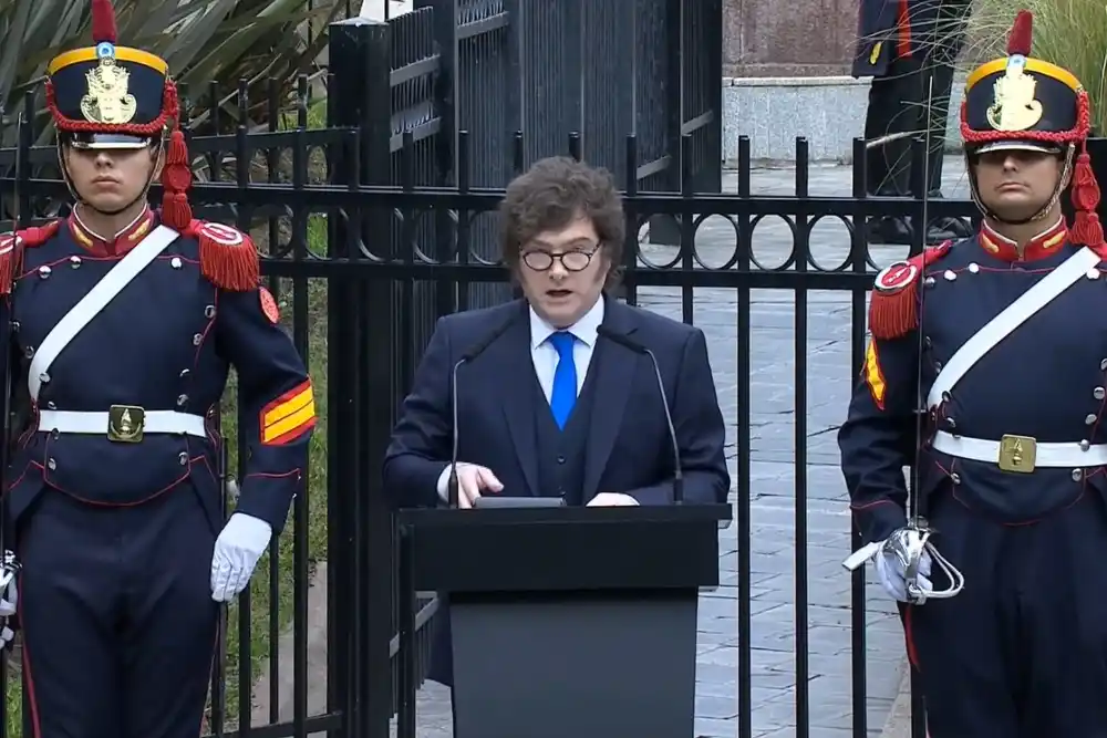 Milei, en el Día del Veterano y de los Caídos en Malvinas: "A nuestros héroes, memoria y gloria"