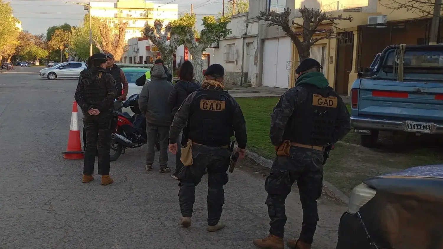 Efectivos del grupo GAD participaron junto a la Dirección de Tránsito en los operativos de este jueves.