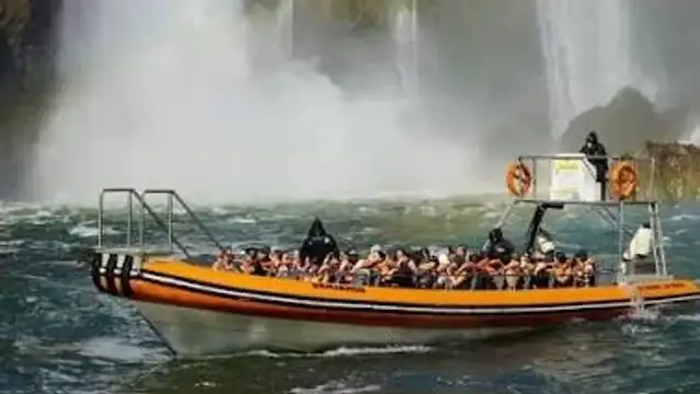 Tragedia en Cataratas: murió un turista neerlandés tras el vuelco de una embarcación en el lado brasileño