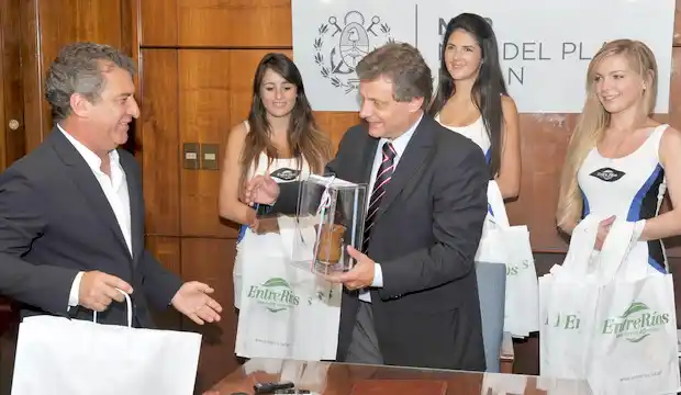 Convenio de cooperación para promoción turística con Mar del Plata