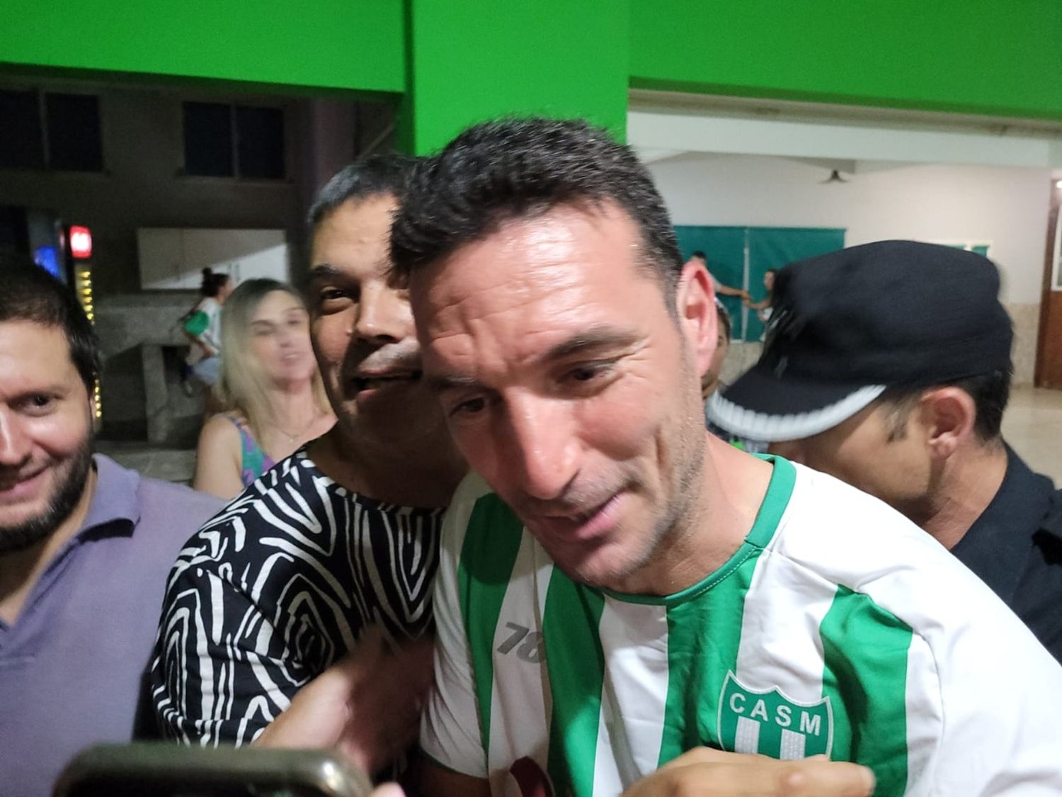 Scaloni en Pujato: “Esta selección juega para la gente”