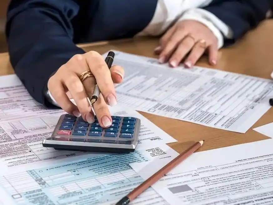 La división de mayor suba en el mes fue Vivienda, agua, electricidad, gas y otros (3,4%) impulsado por aumentos en alquileres y servicios.