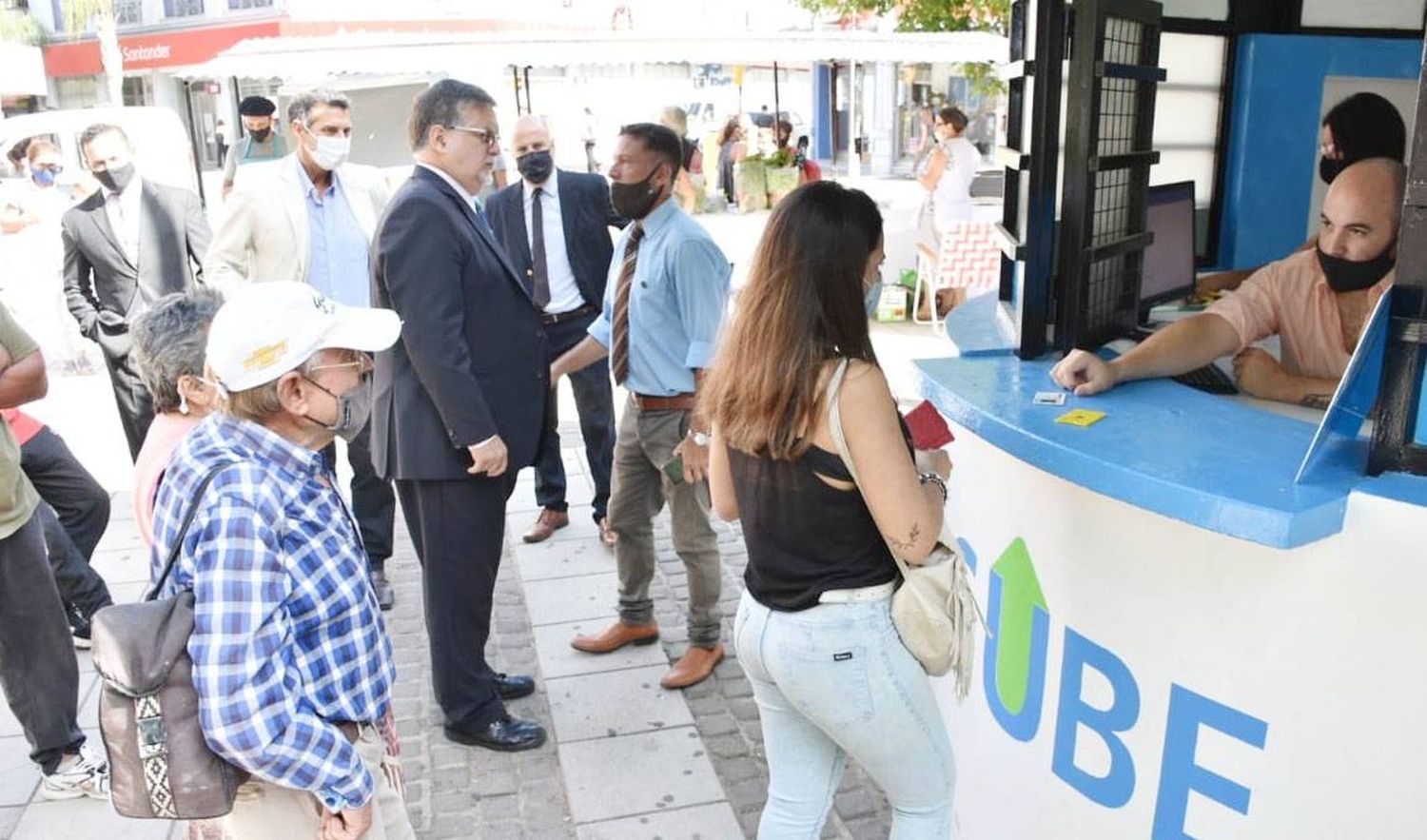 Se inauguró una nueva oficina SUBE en la Plaza 25 de Mayo