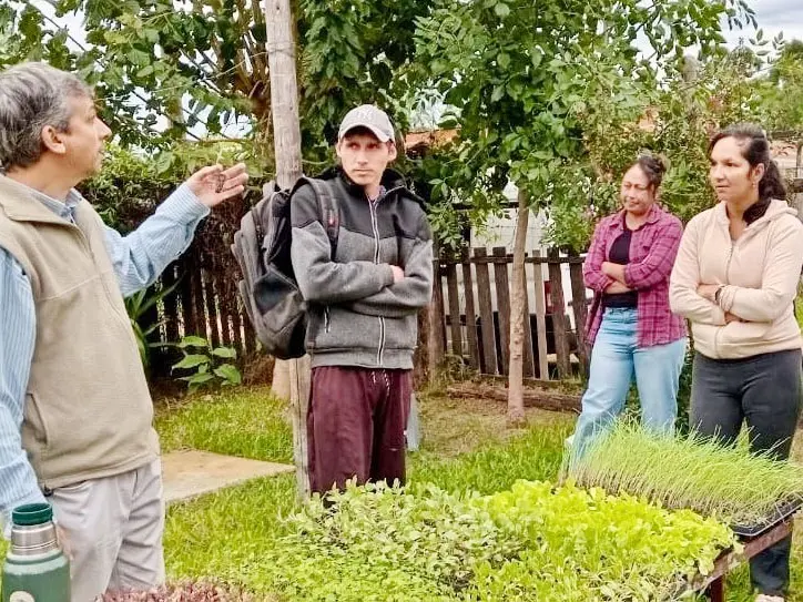 El programa de huertas familiares continúa beneficiando a los vecinos