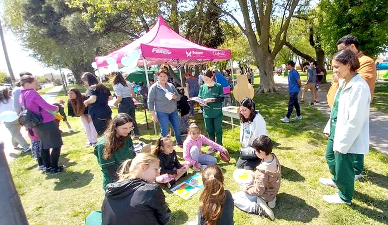 En Balcarce. Se desarrolló en la Plaza “General Güemes”