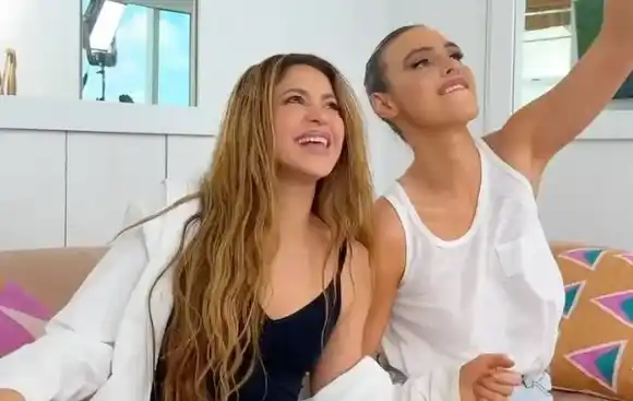 Shakira y Lele Pons encienden las redes con un sensual baile (Video)