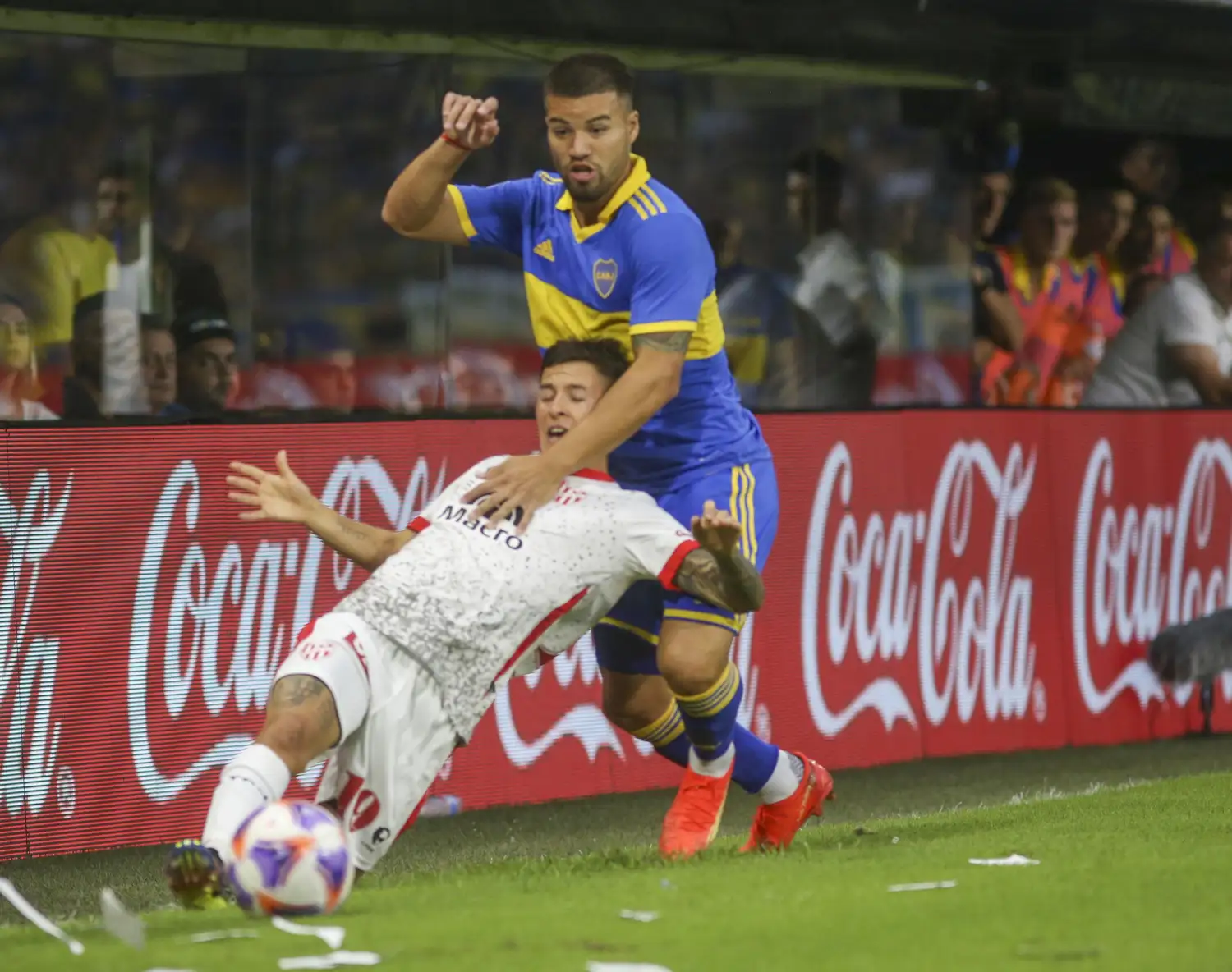 Boca prolongó su mal momento ante Instituto