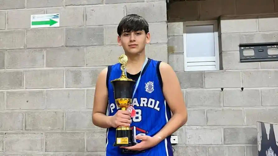 Benjamín Sueyro, destacado en la final U13 del basquet marplatense