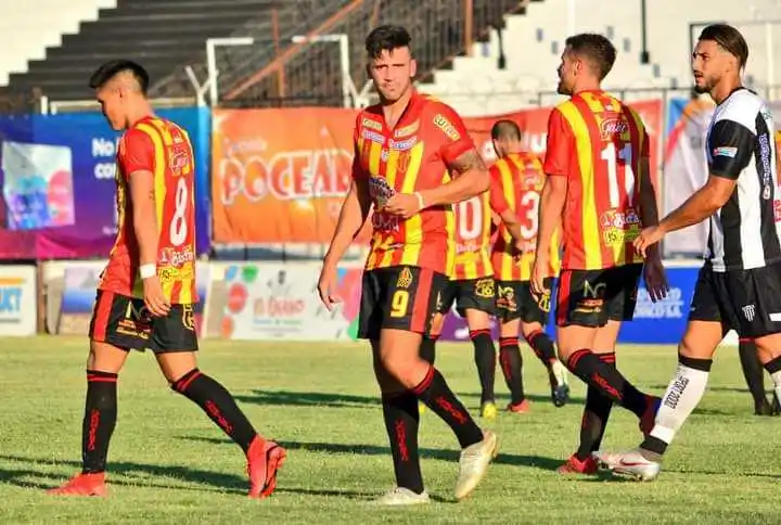 Sarmiento igualó ante Gimnasia sin goles