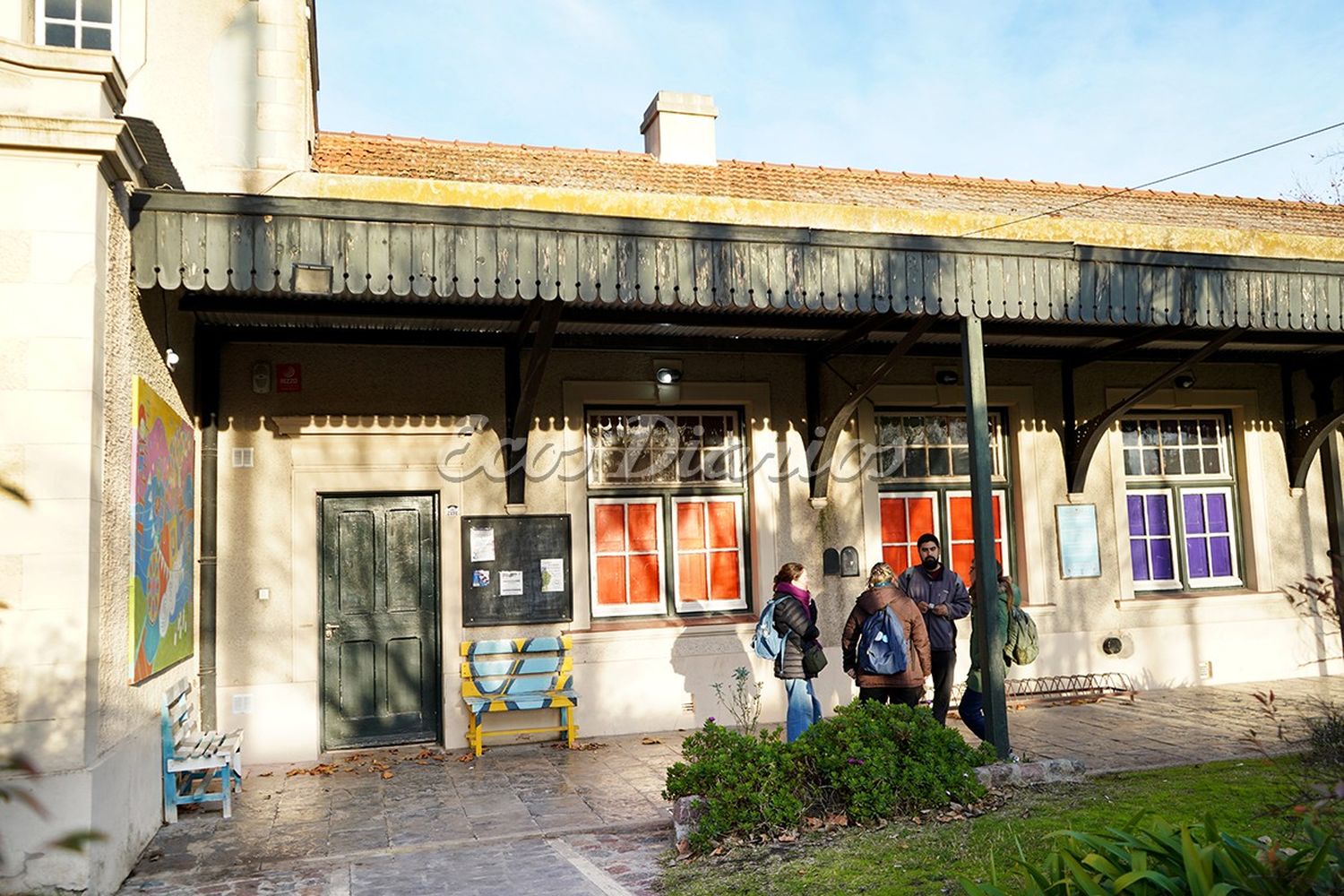 Edificio histórico. Se está realizando una obra de gas en Centro Cultural Municipal que funciona en la vieja estación de trenes