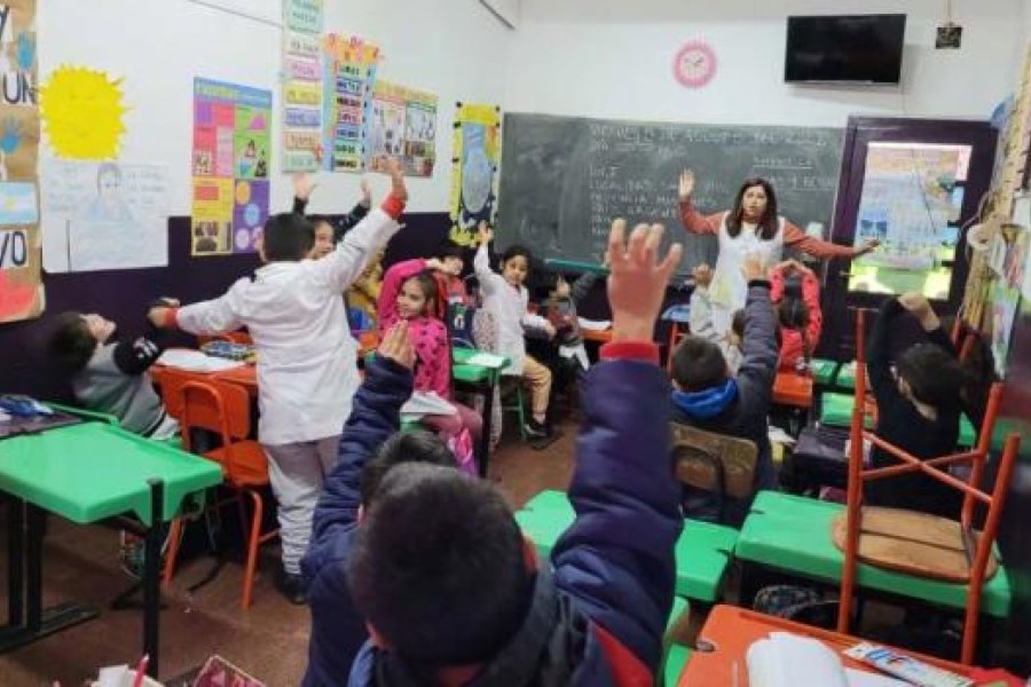 “Plan 25”: ponen en marcha la jornada extendida en las escuelas primarias de Santa Fe y Rosario