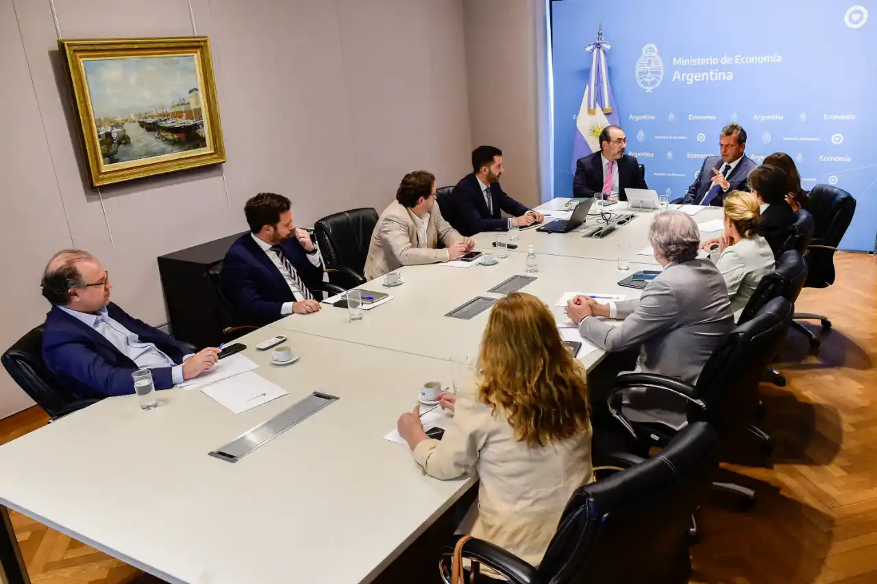 Massa acordó un crédito para construir un nuevo gasoducto