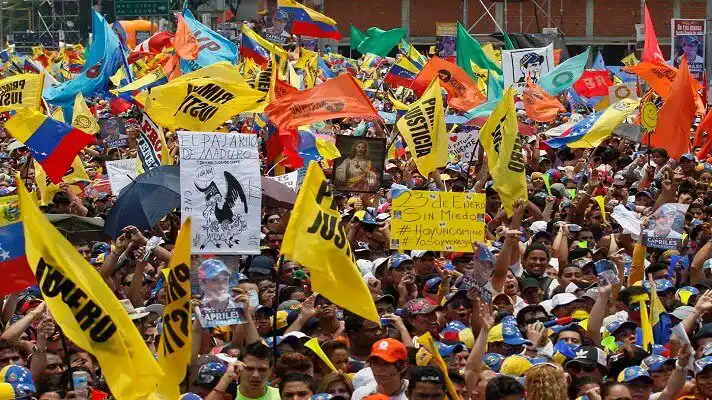 Los partidos políticos deben desaparecer: lo que opinan los venezolanos, según Datincorp