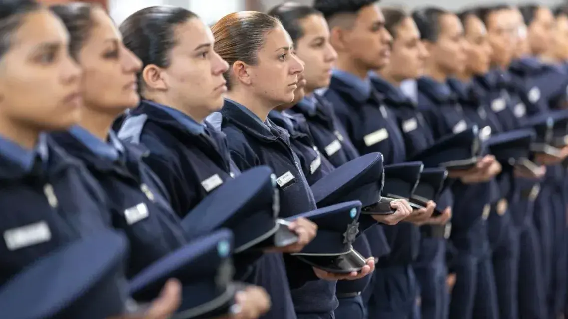Santa Fe oficializó el aumento para policías y penitenciarios: será del 10,1% hasta diciembre