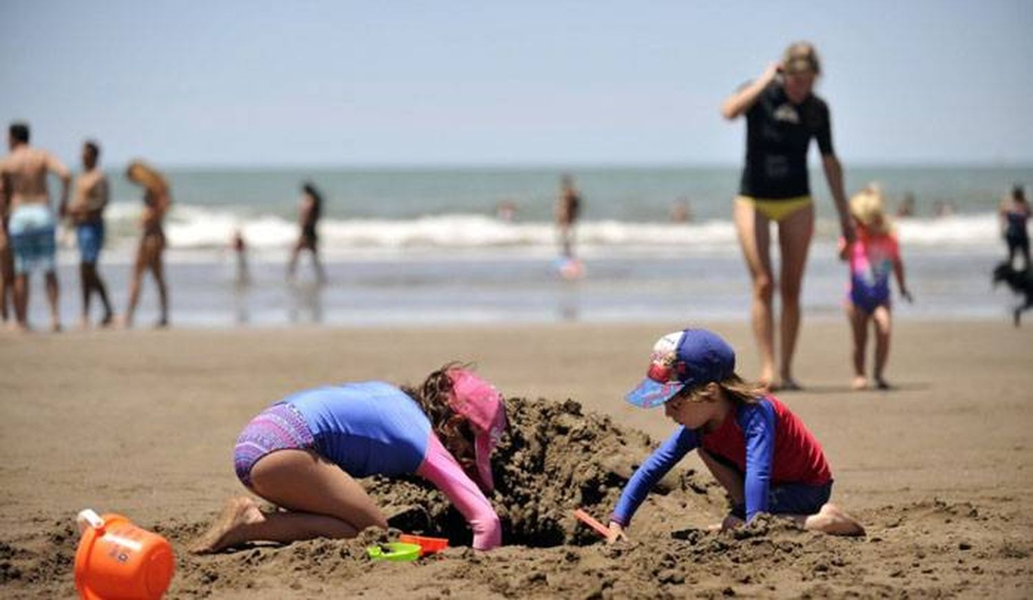 El mayor daño que provoca el sol en la piel  se produce antes de los 18 años