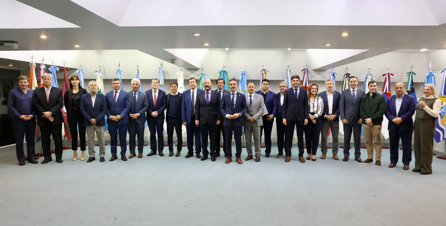 Gobernadores piden cumplimiento de compromisos al Gobierno Nacional