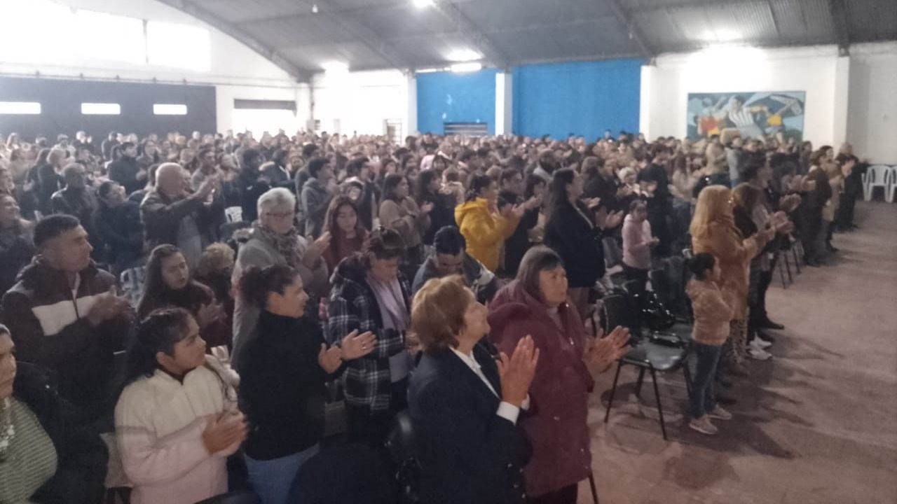 Gran celebración de Pentecostés en Gualeguay convocó a más de mil personas