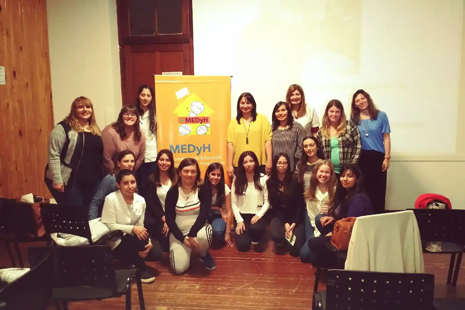 El equipo de la modalidad domiciliaria hospitalaria del CGE disertó en Crespo